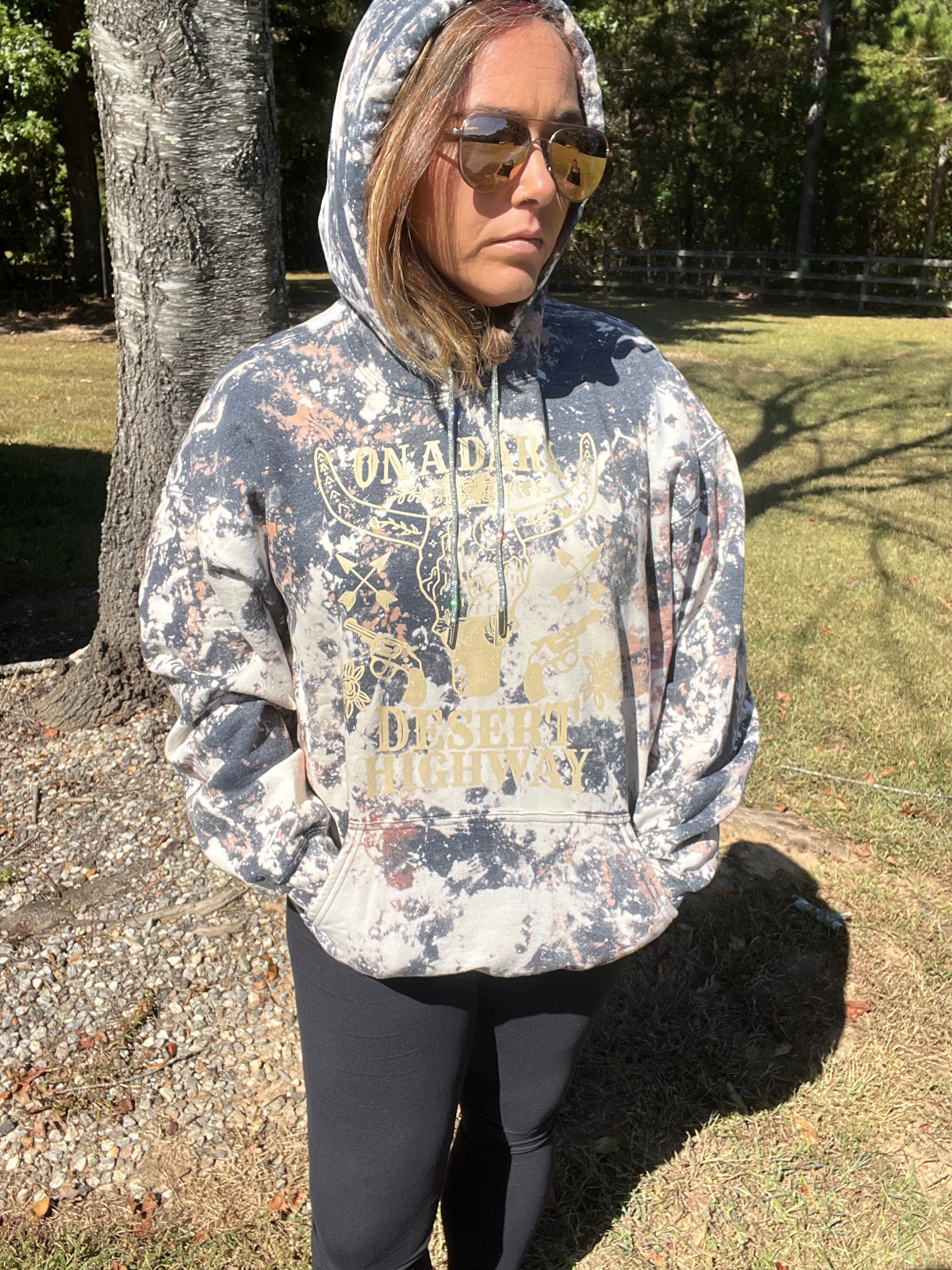The Hoodiez – WhiskeySunrize